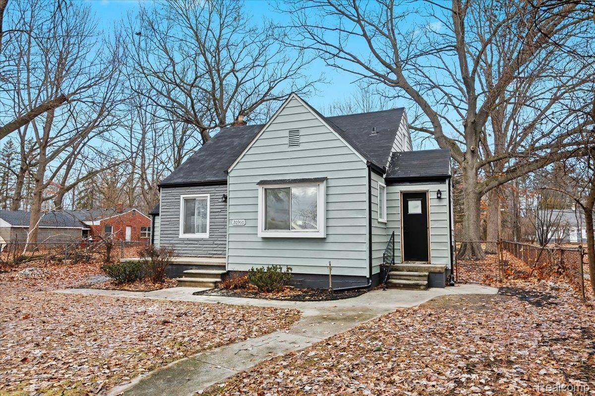 Southfield, MI 48075,20960 Westhampton AVE