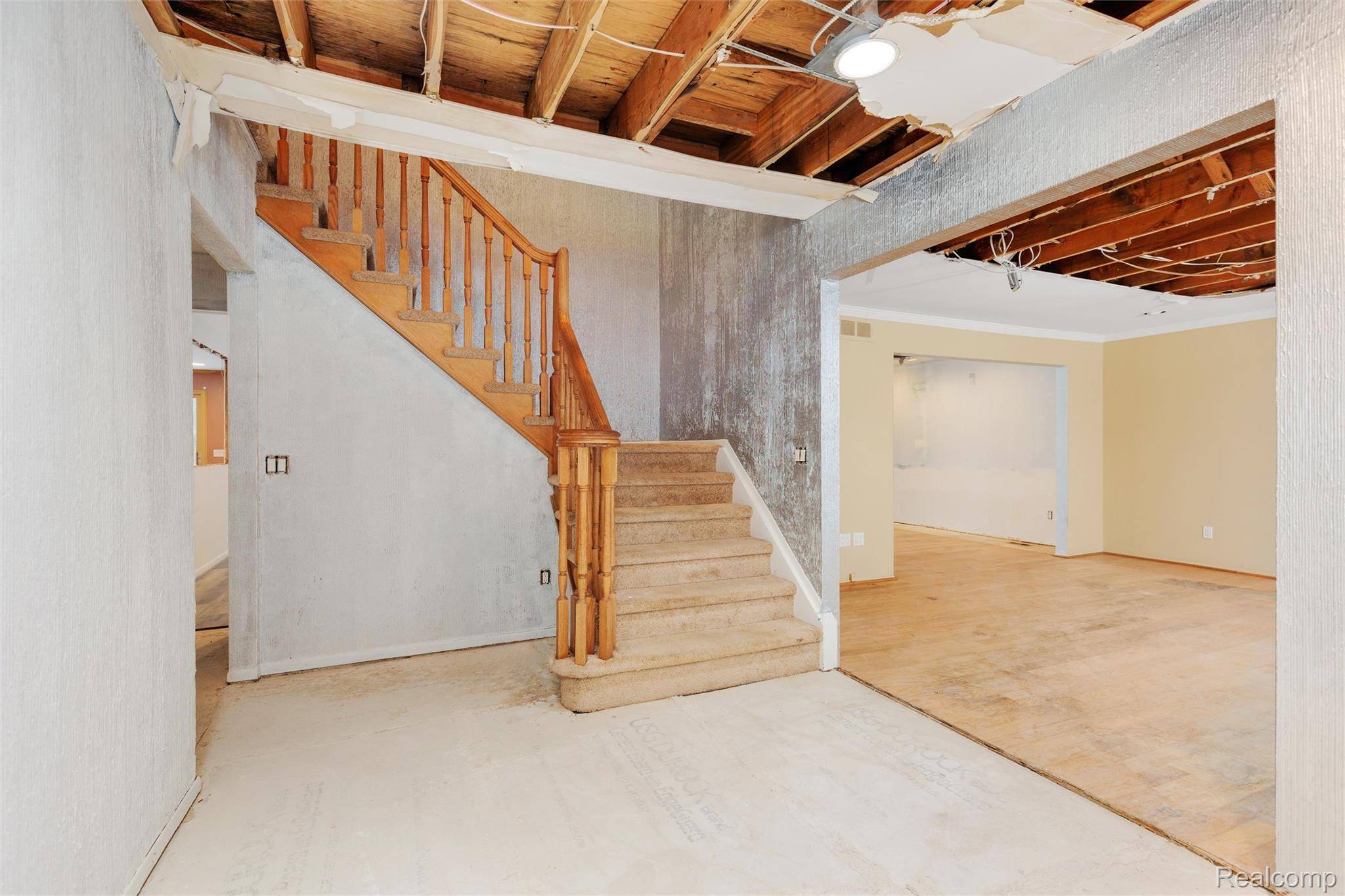 Farmington Hills, MI 48331,35232 Quaker WAY