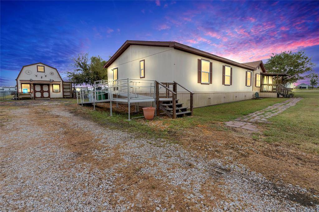 Red Oak, TX 75154,3300 Shady Creek Circle