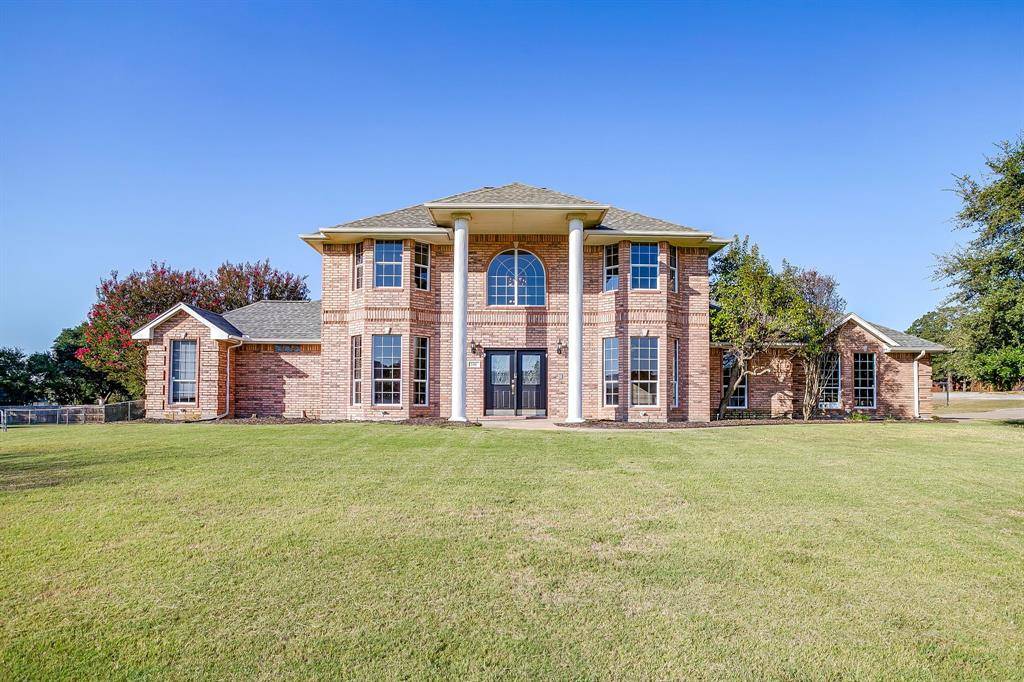 Burleson, TX 76028,2212 Summit Drive