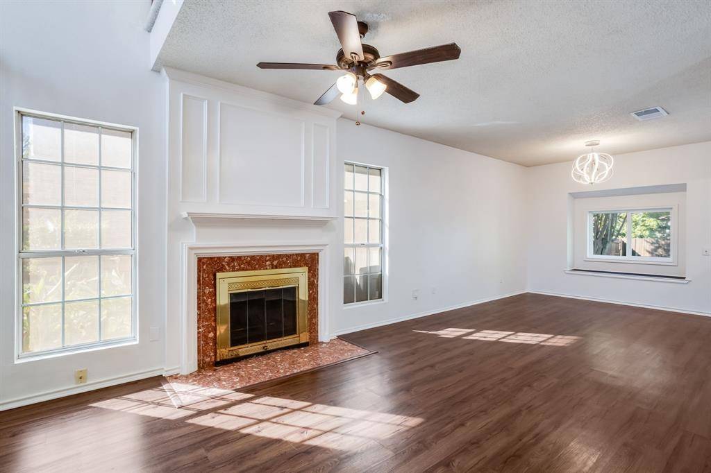 Arlington, TX 76014,1605 Beach Lane