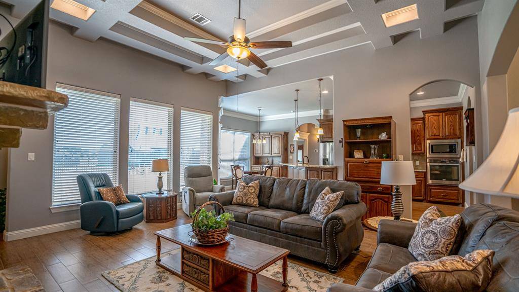 Granbury, TX 76048,1416 Joshua Way