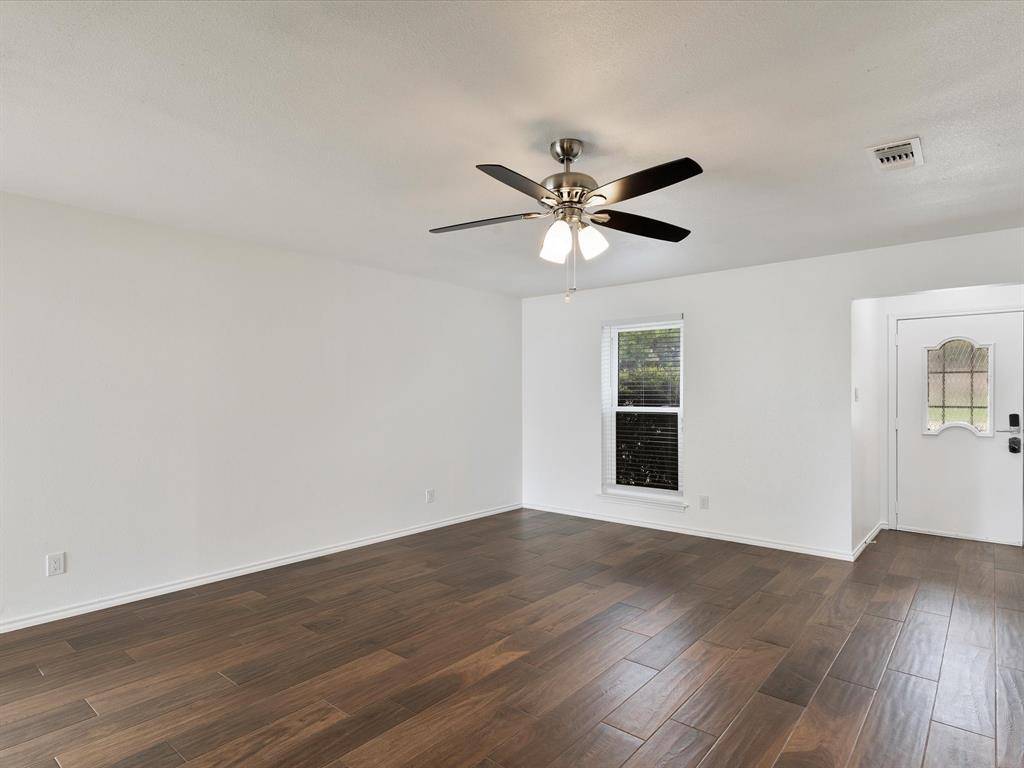 Denton, TX 76205,2110 Azalea Street