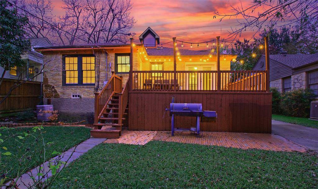 Dallas, TX 75223,7010 Vivian Avenue