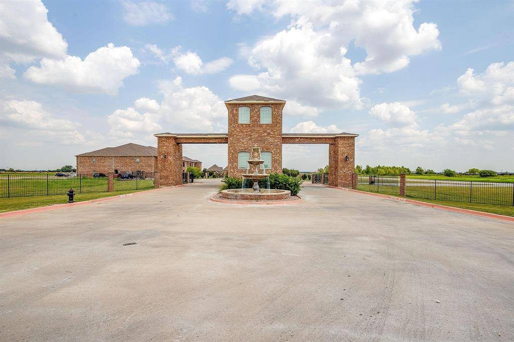 Alvarado, TX 76009,301 County Road 207 #1110
