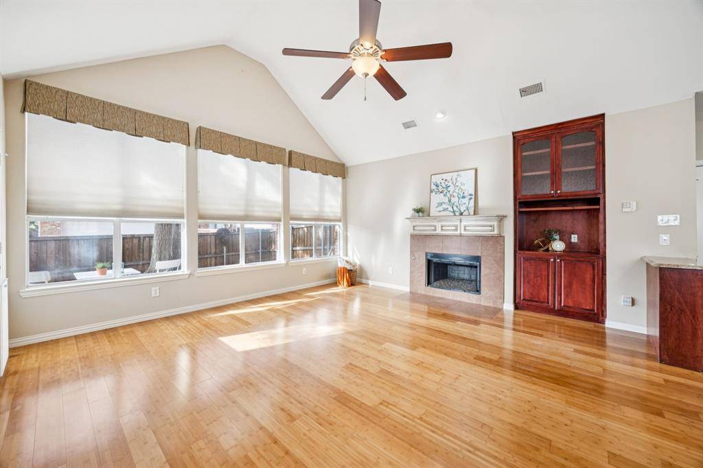 Dallas, TX 75287,17707 Knollmeadow Lane