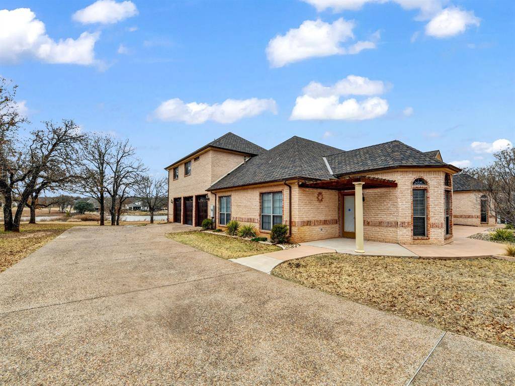 Lipan, TX 76462,525 S Sugartree Drive