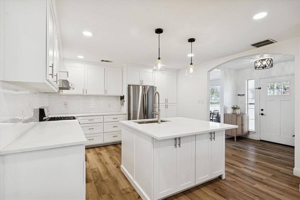 Newark, TX 76071,135 County Road 4929