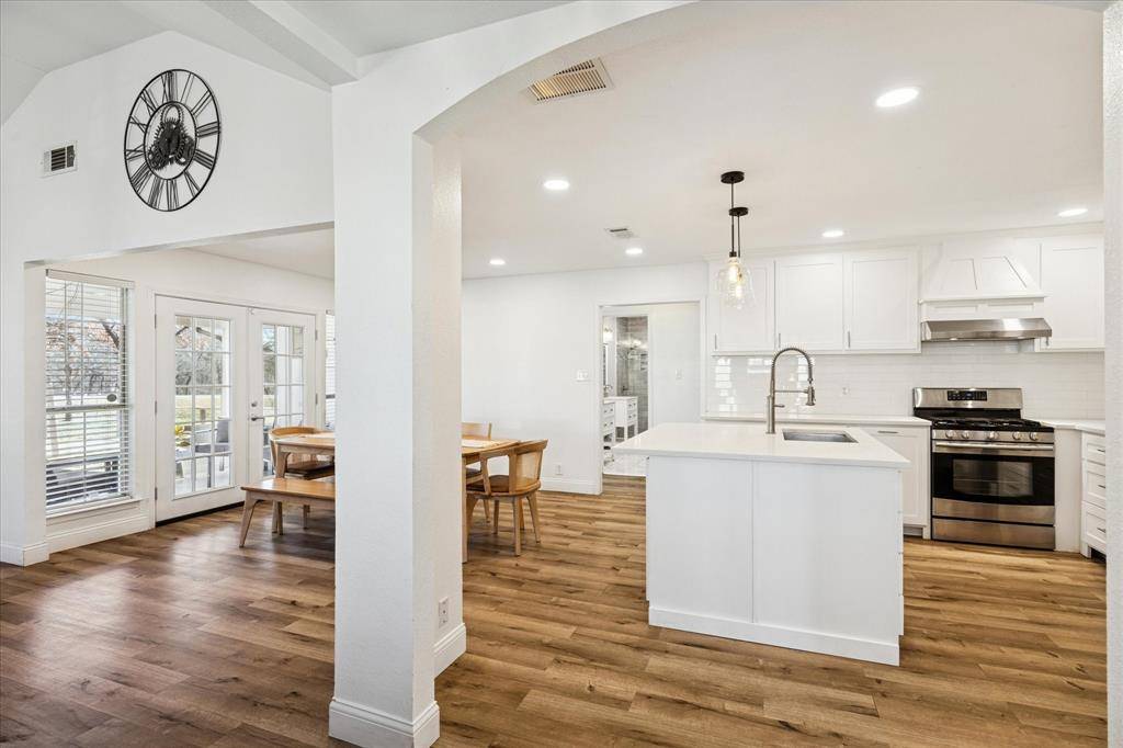 Newark, TX 76071,135 County Road 4929