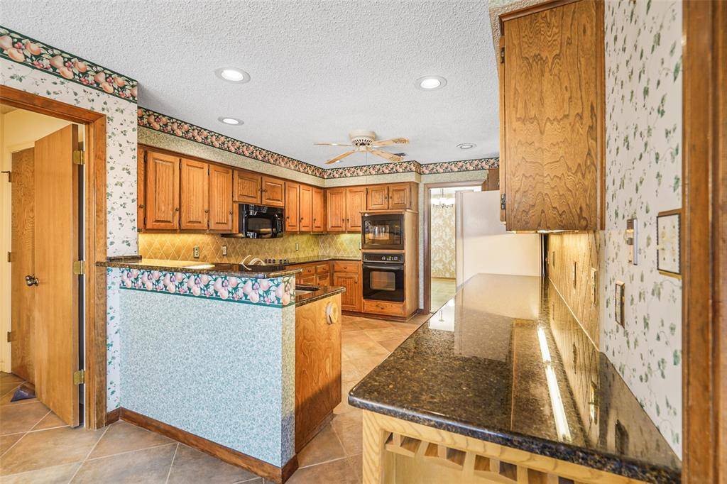 Arlington, TX 76016,3705 Waycross Court