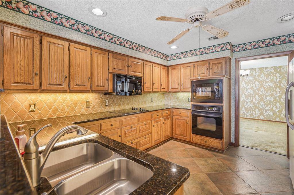 Arlington, TX 76016,3705 Waycross Court