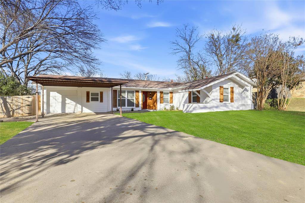 Benbrook, TX 76116,8004 Ferndale Drive