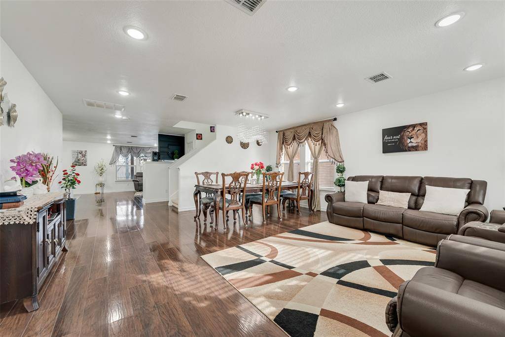 Grand Prairie, TX 75052,2012 Burnet Drive