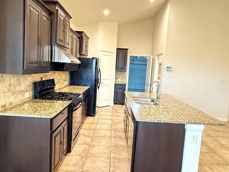 Saginaw, TX 76131,520 Pendennis Drive