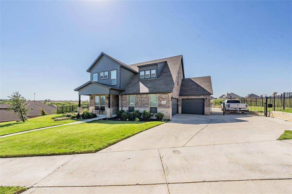 Benbrook, TX 76126,8208 Indian Hills Court