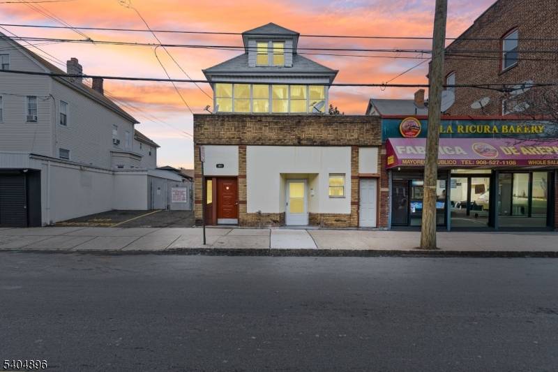 Elizabeth City, NJ 07208,109 Orchard St