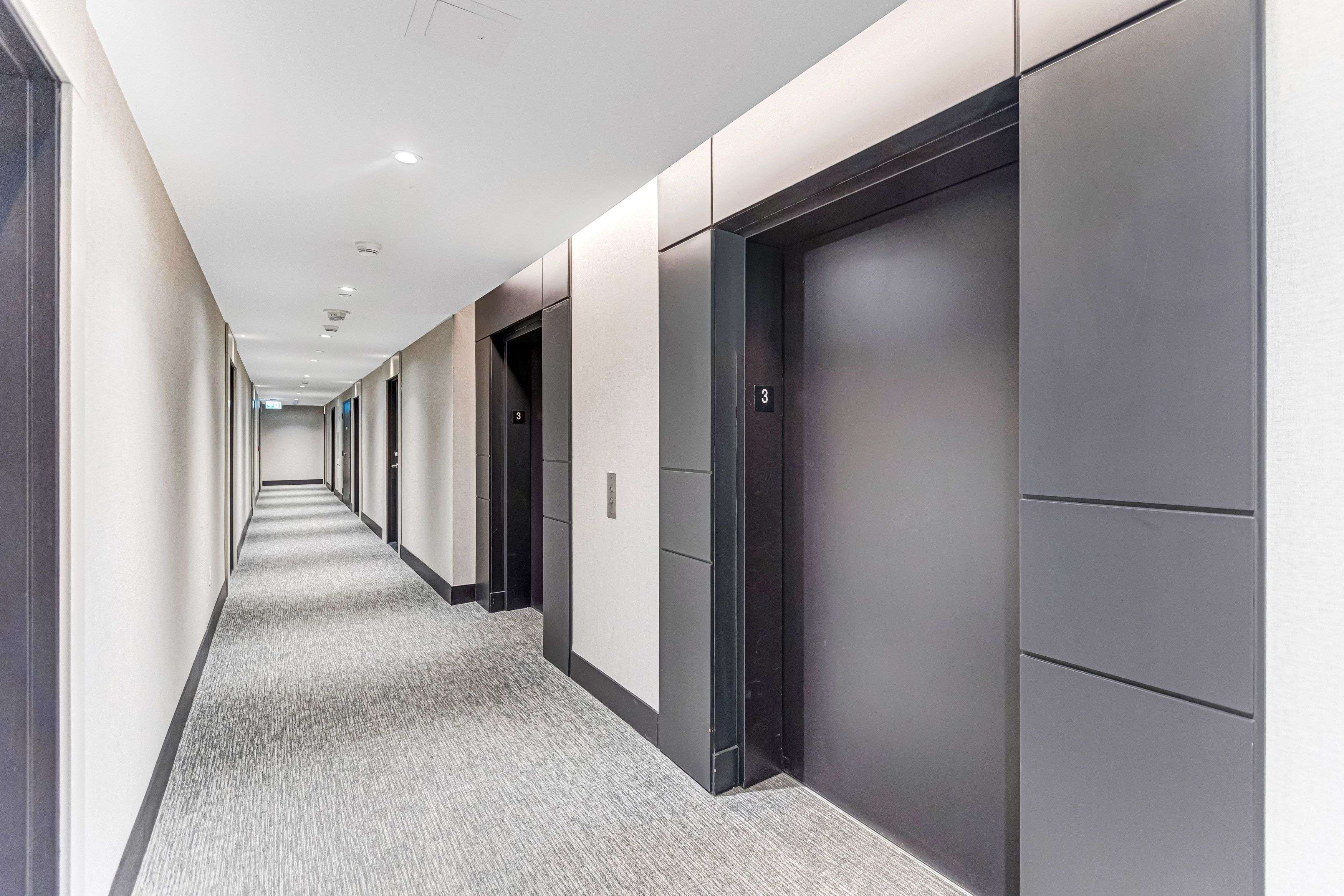 Toronto C04, ON M5M 1B1,250 Lawrence AVE W #309