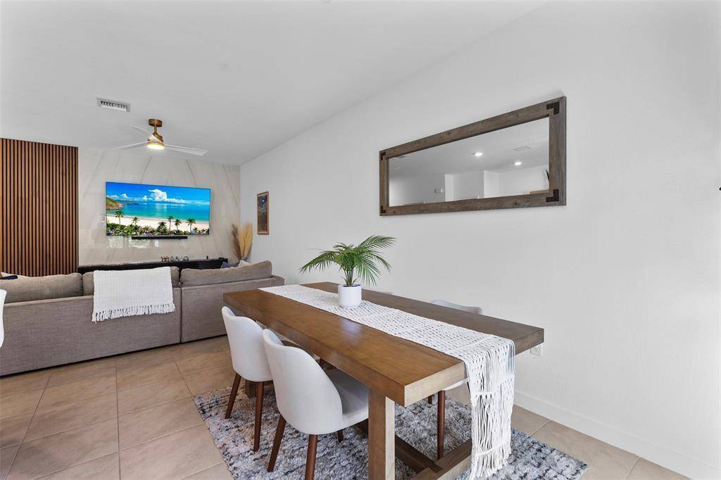 Pompano Beach, FL 33060,884 NW 3rd Ter #884