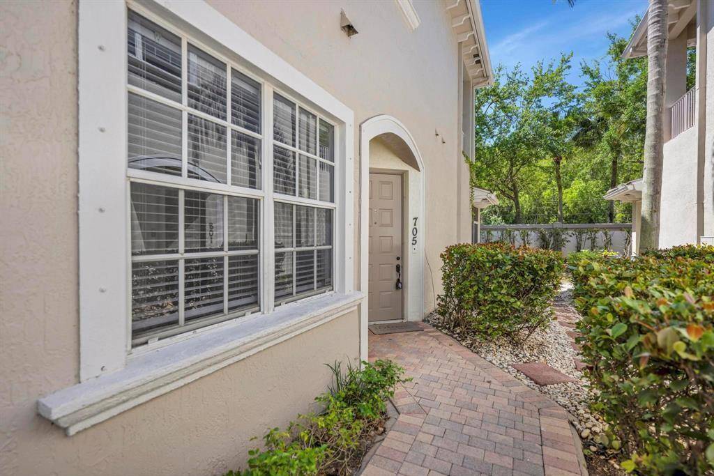 Boynton Beach, FL 33437,6365 Bella Cir #705
