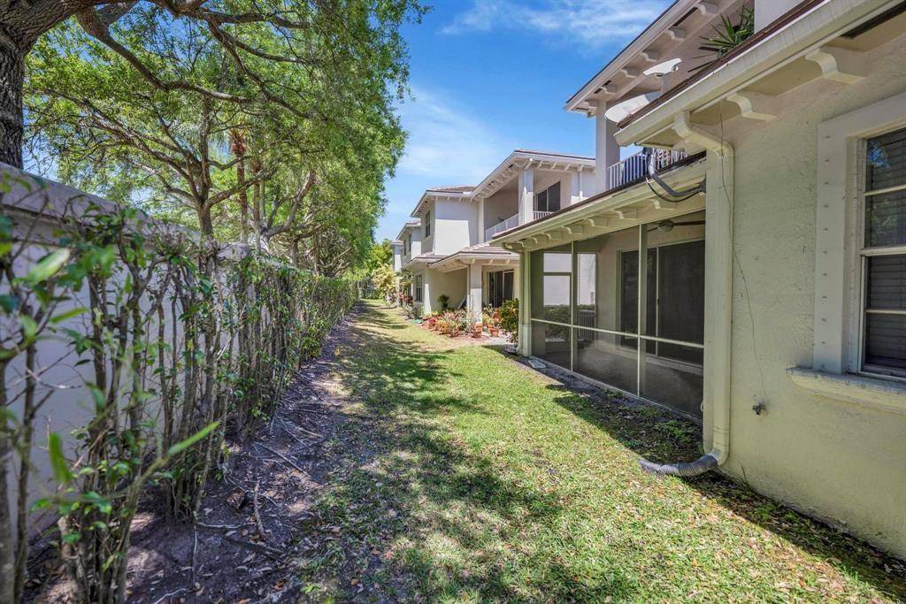 Boynton Beach, FL 33437,6365 Bella Cir #705