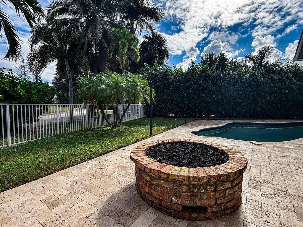 Wellington, FL 33414,1919 S Club Dr