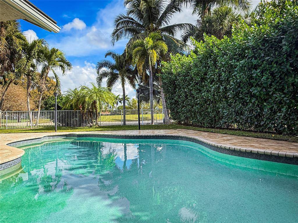 Wellington, FL 33414,1919 S Club Dr