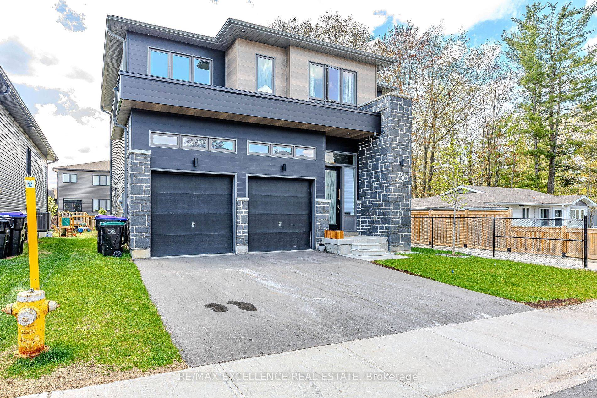 Wasaga Beach, ON L9Z 0K5,80 Berkely ST