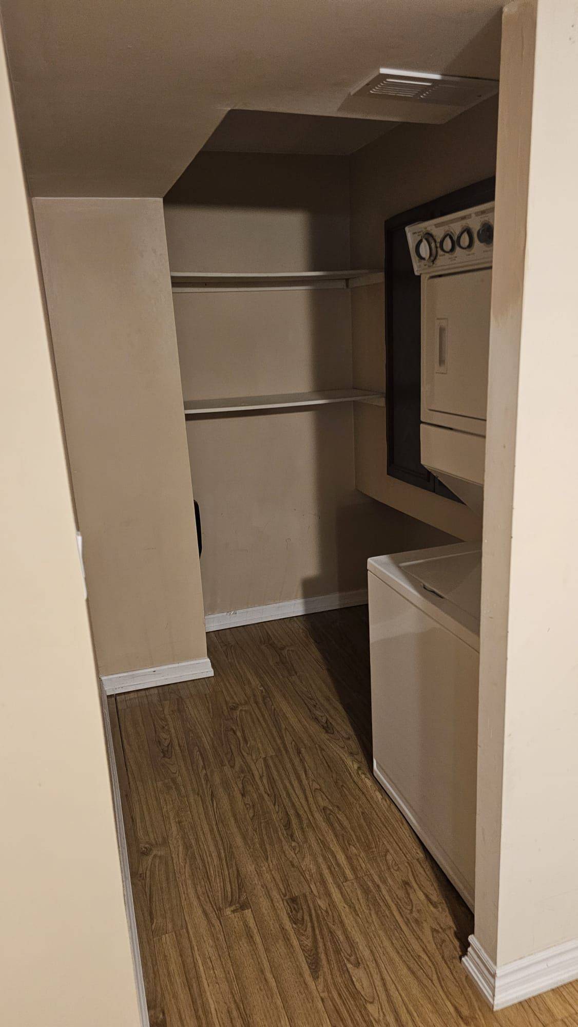 Brampton, ON L7A 2H9,4 Lonestar CRES #Basement