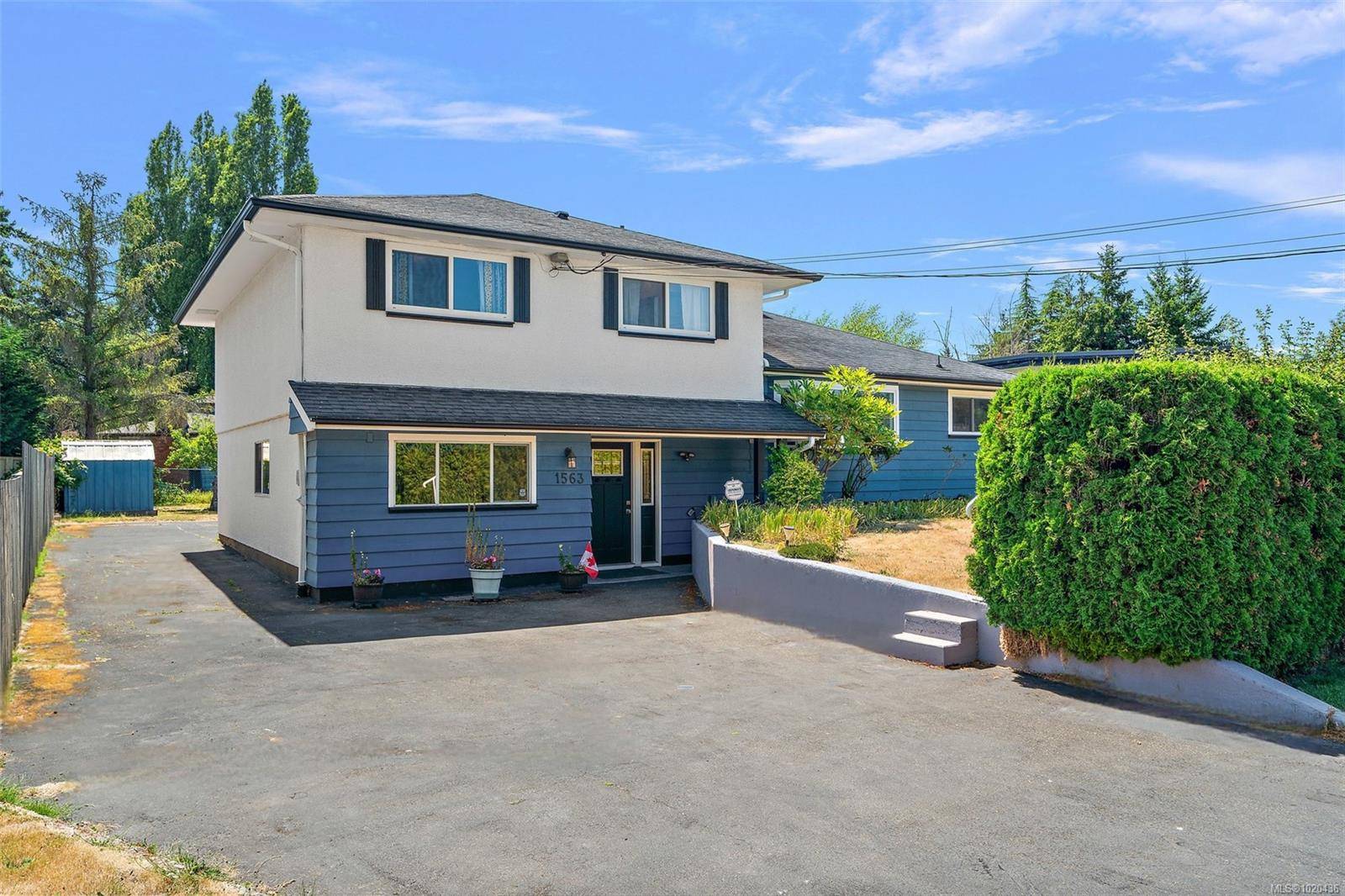 Saanich, BC V8N 2E2,1563 Kenmore Rd