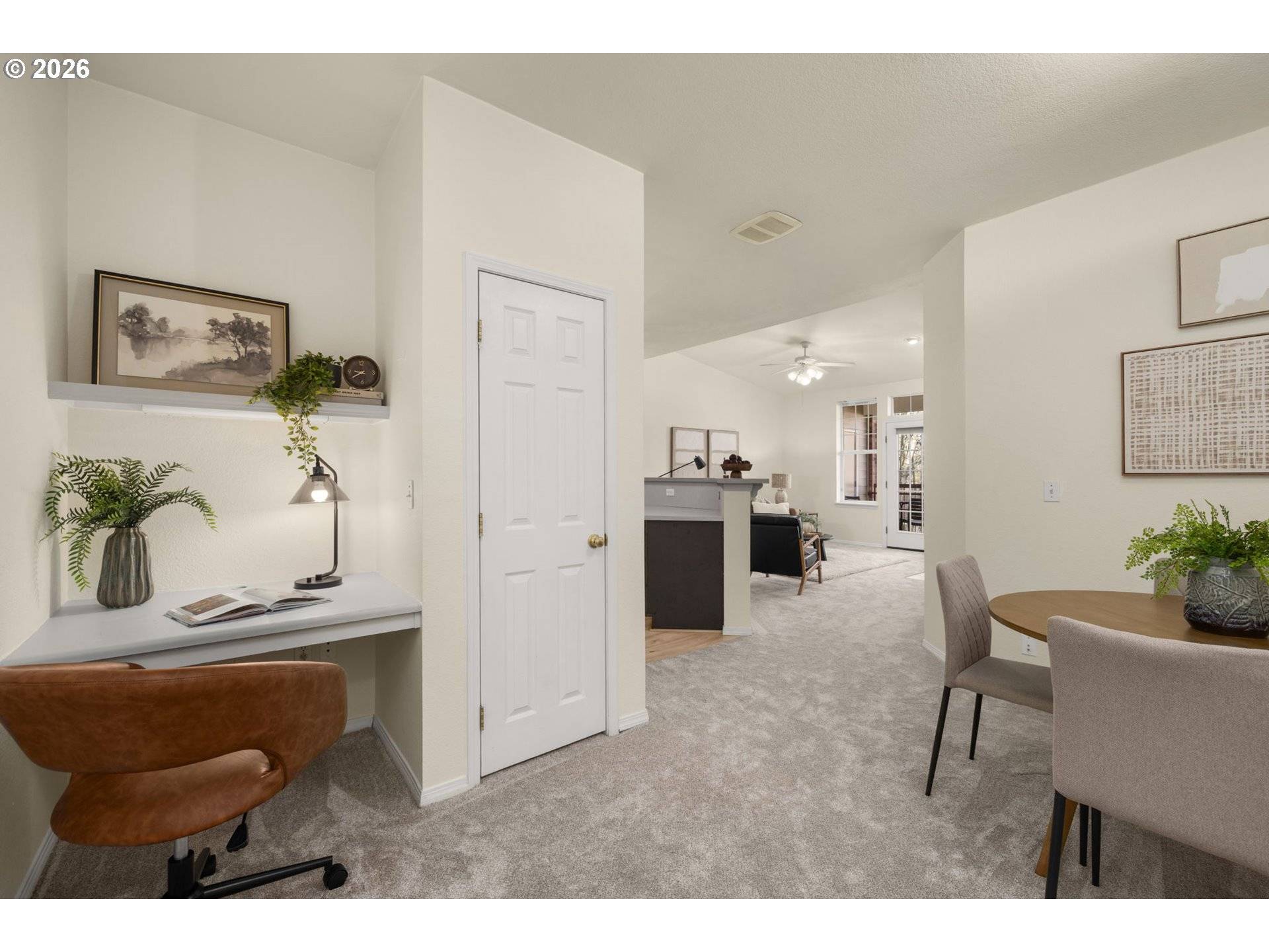 Hillsboro, OR 97124,1231 NE HORIZON LOOP #208