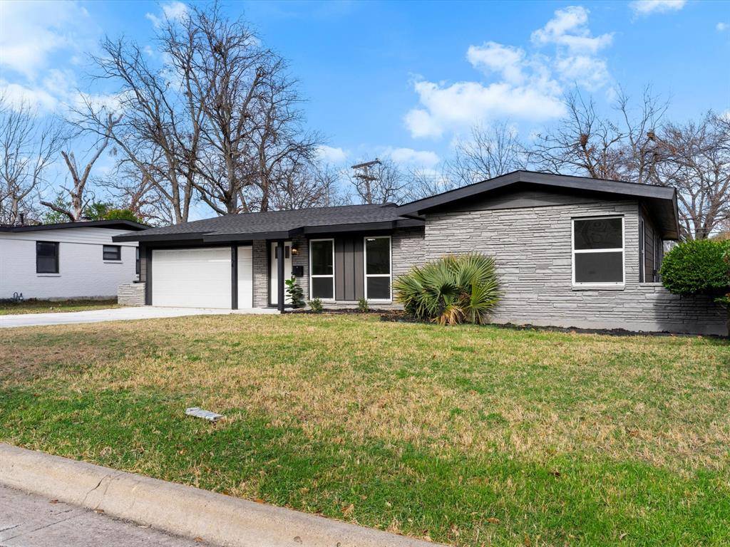 Fort Worth, TX 76133,3104 Binyon Street
