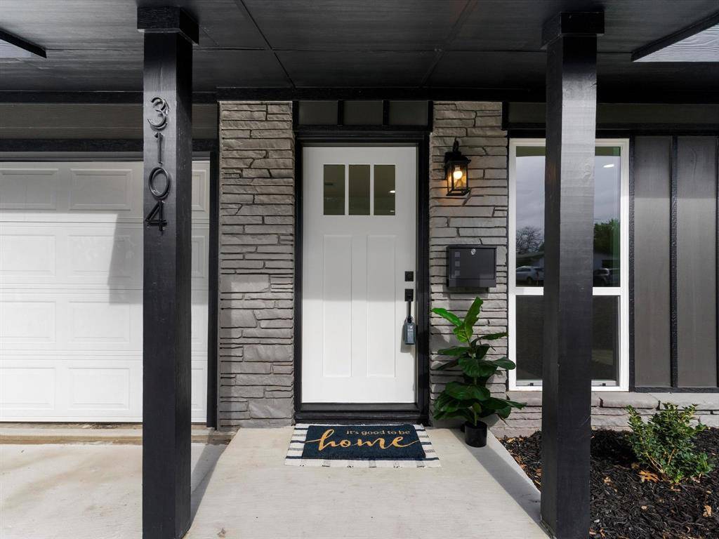 Fort Worth, TX 76133,3104 Binyon Street