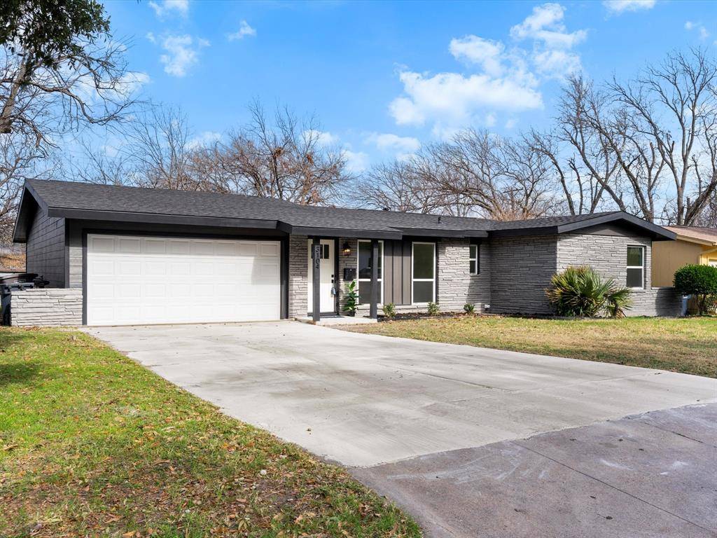 Fort Worth, TX 76133,3104 Binyon Street