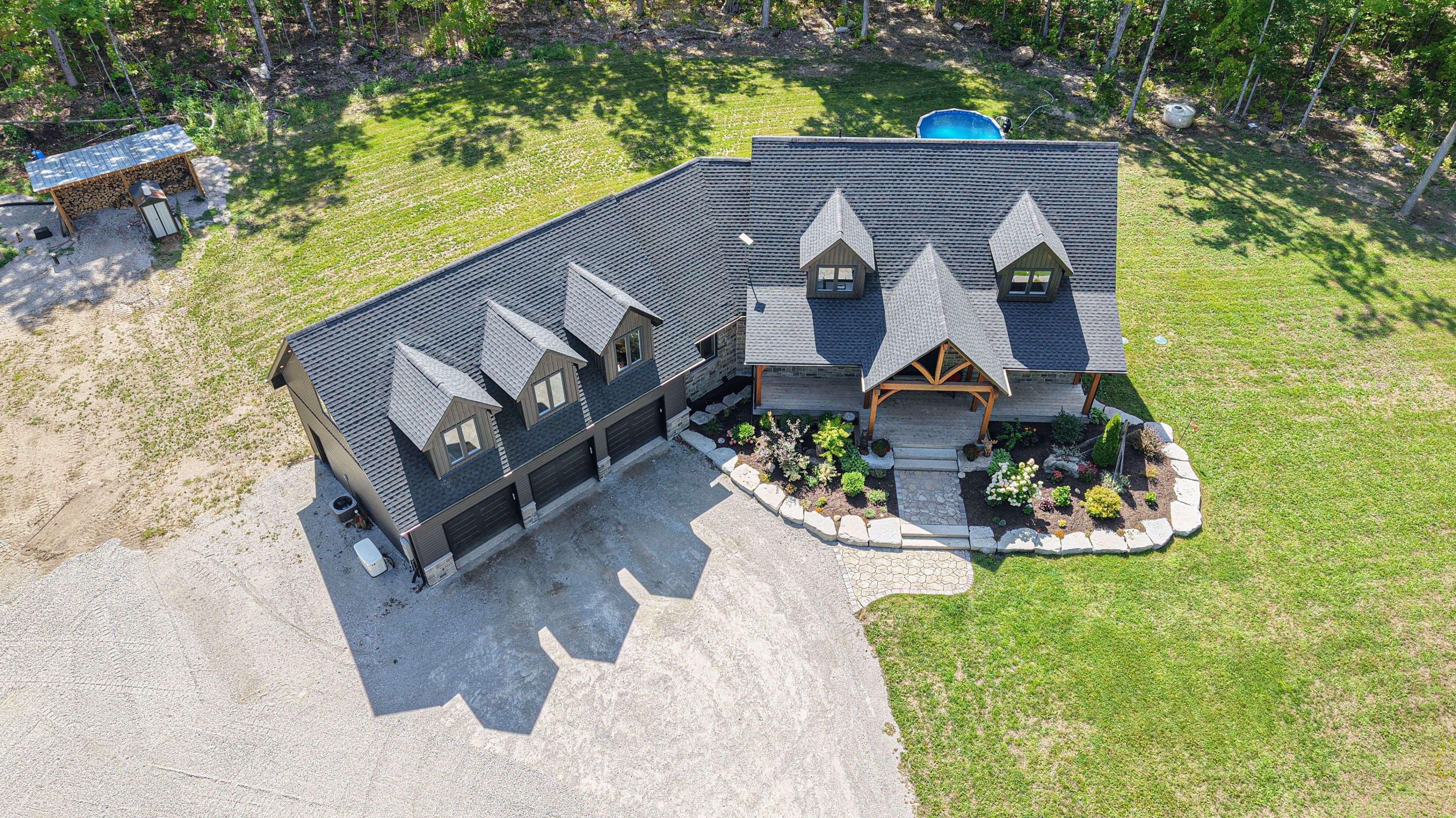 Severn, ON L3V 0Y2,3082 Fairgrounds RD