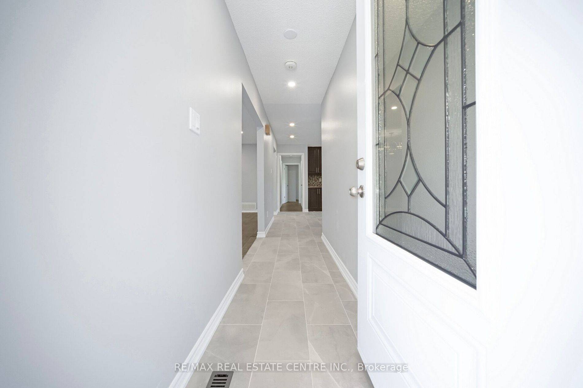 Brampton, ON L6S 3C4,35 Madison ST