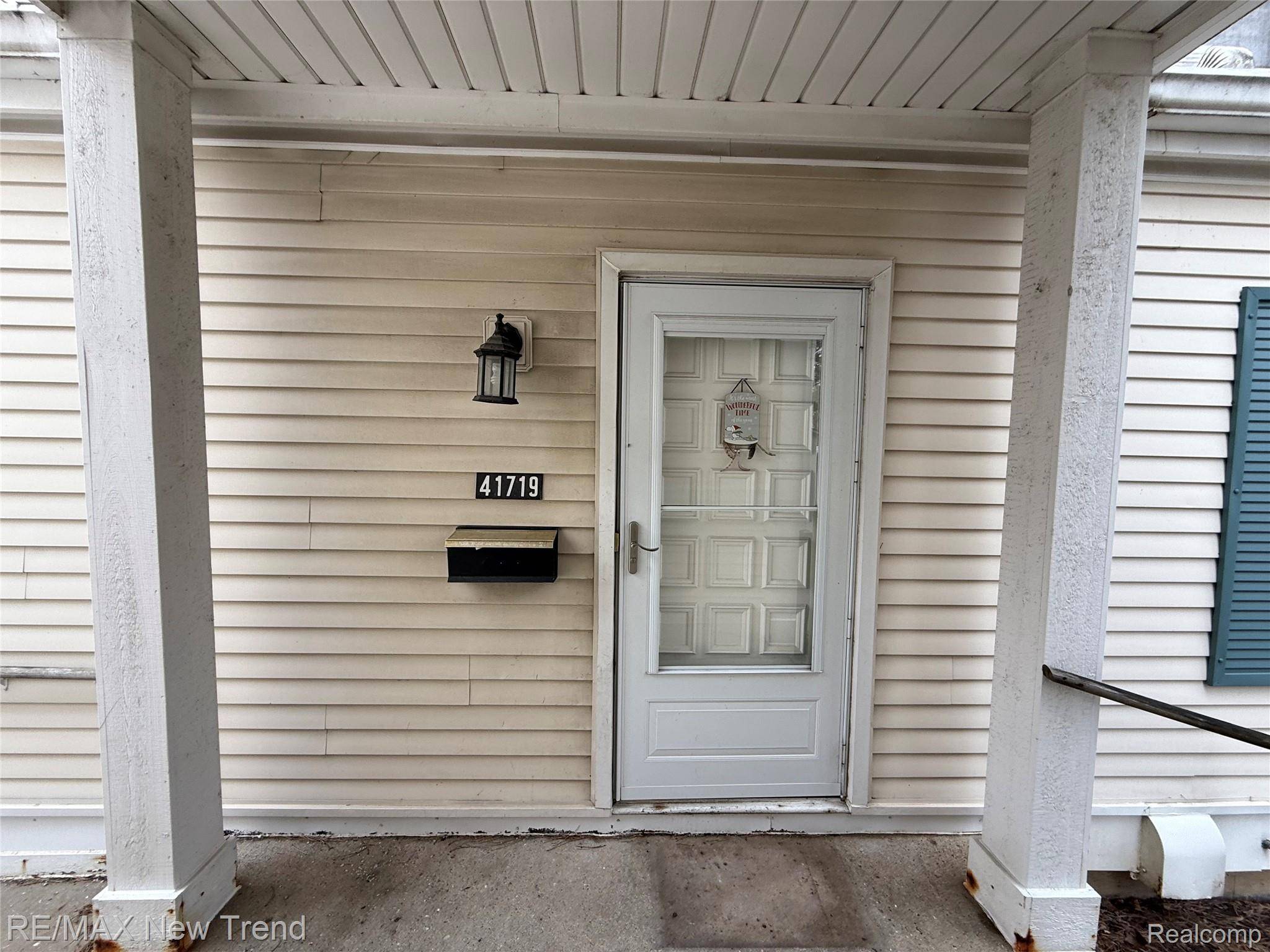 Northville, MI 48167,41719 BROQUET DR