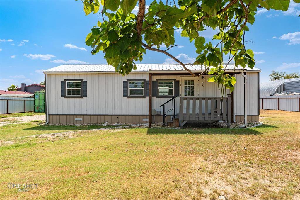 Hawley, TX 79525,310 10th Street