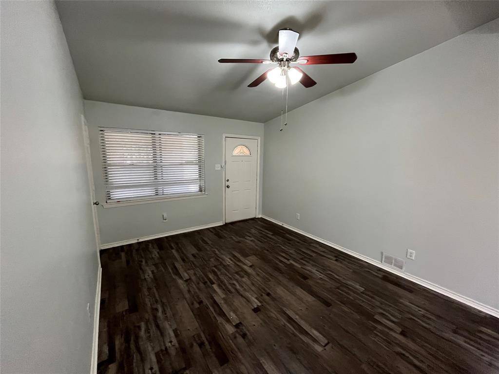 Carrollton, TX 75006,1841 S Perry Road