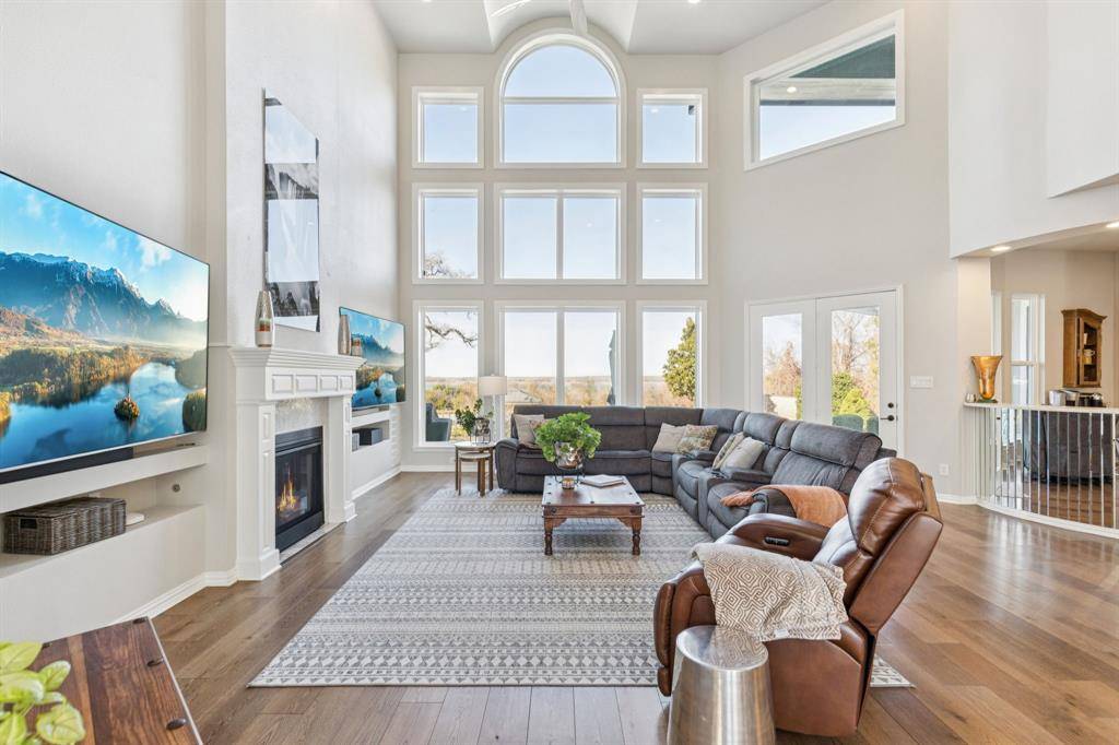 Grapevine, TX 76051,2198 Lakeridge Drive