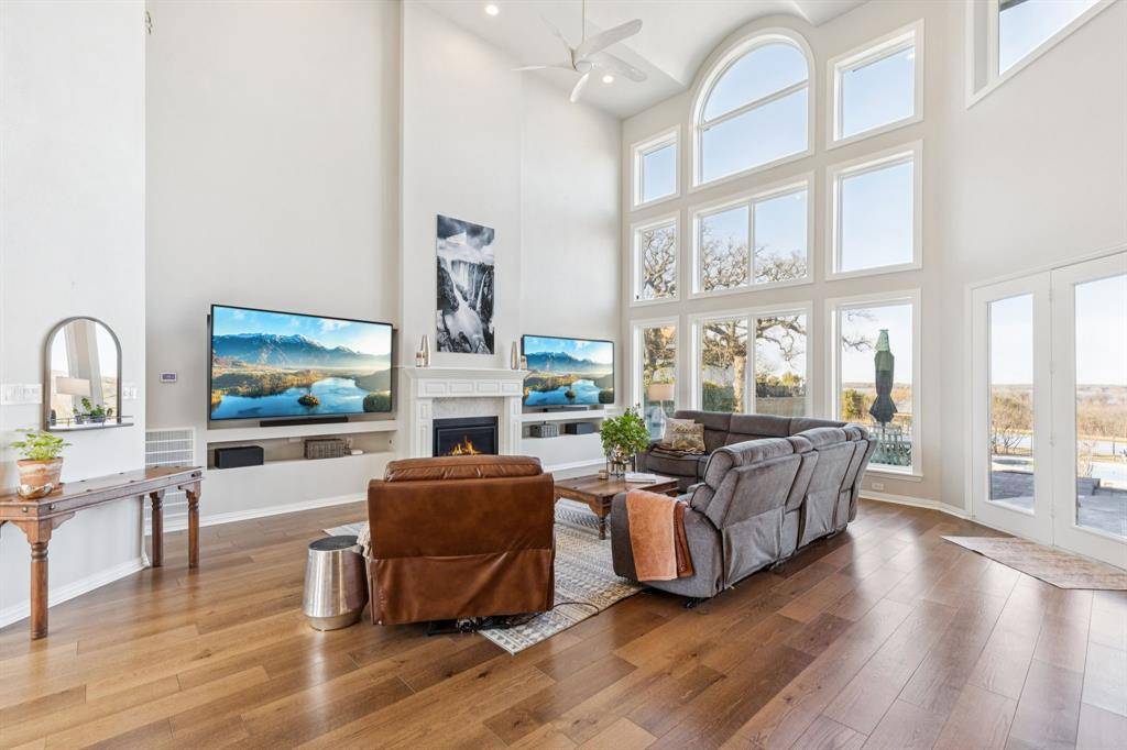 Grapevine, TX 76051,2198 Lakeridge Drive