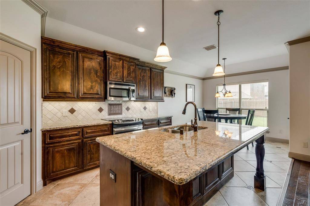 Little Elm, TX 75068,816 Meadow Lake Lane #5