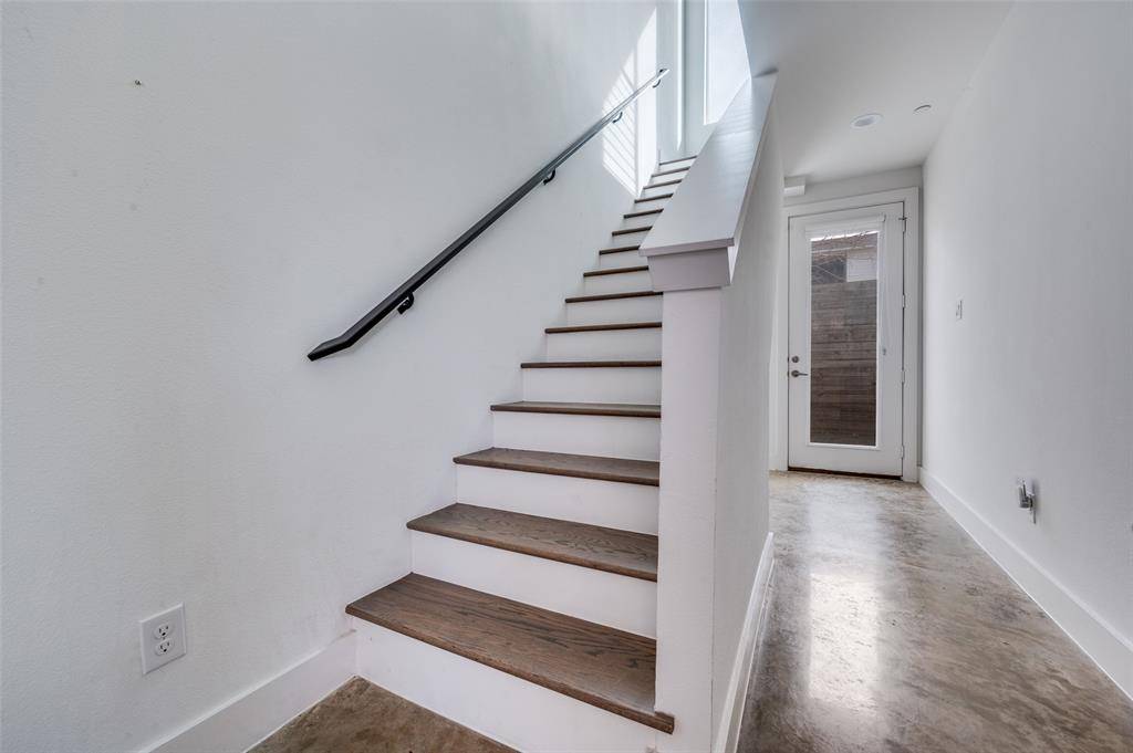 Dallas, TX 75206,2317 Moser Avenue #106