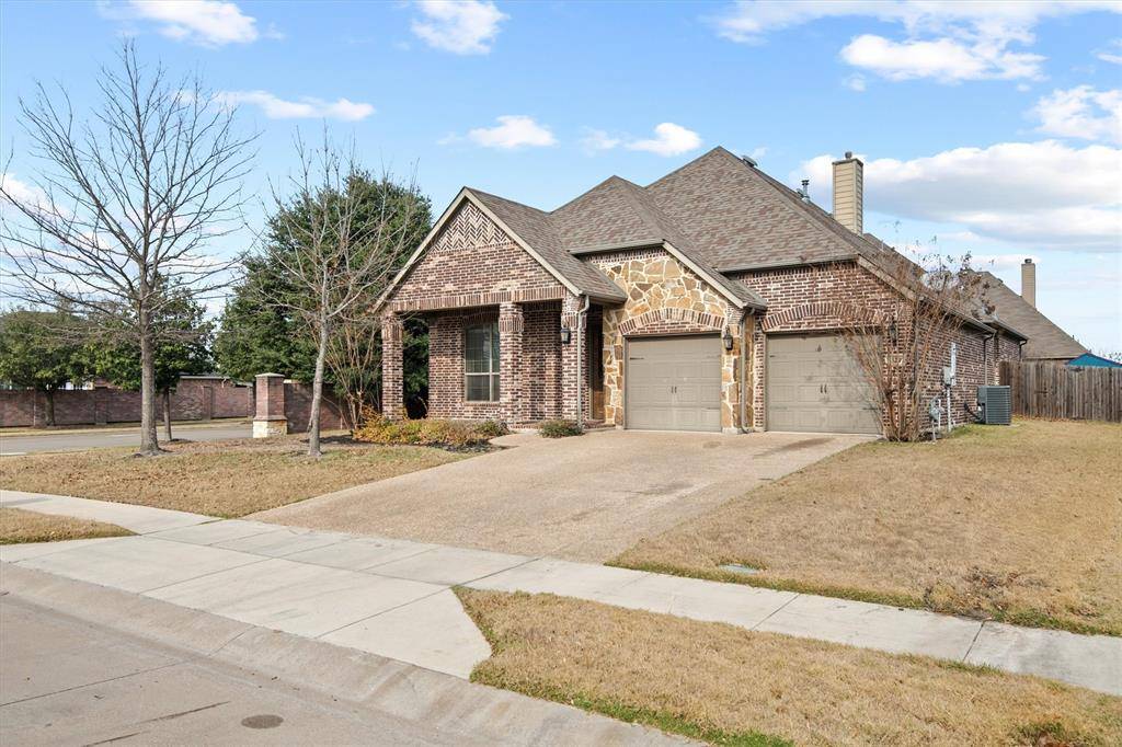 Waxahachie, TX 75165,114 Thoroughbred Street