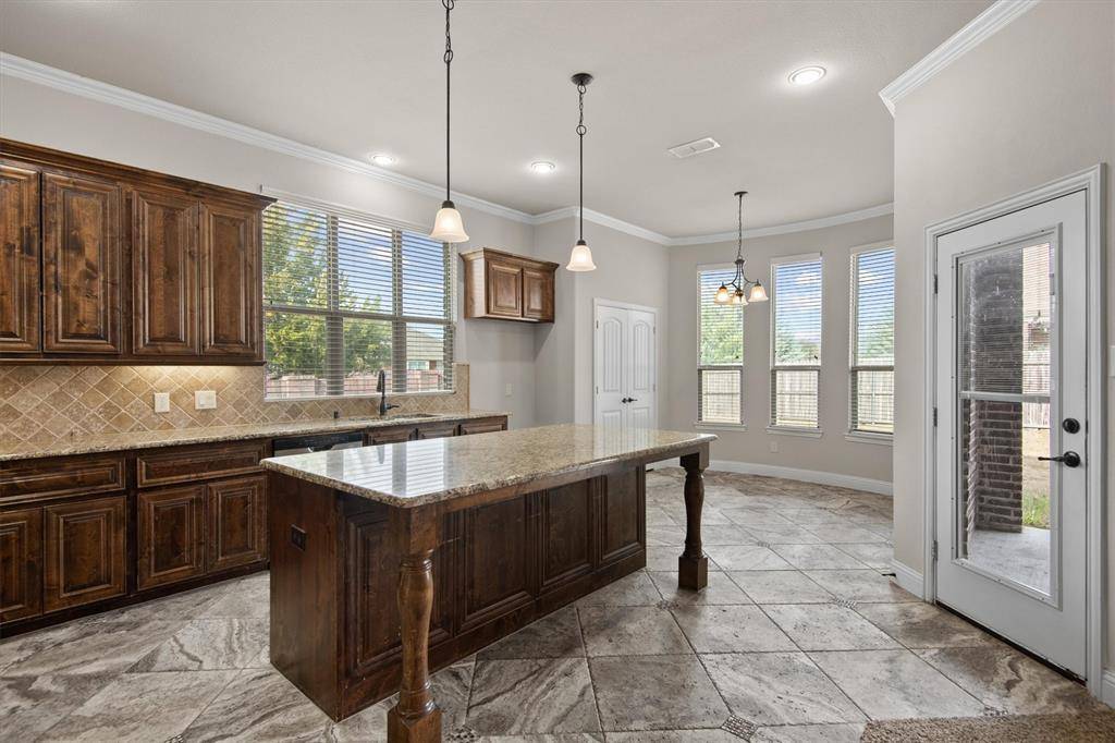 Waxahachie, TX 75165,114 Thoroughbred Street