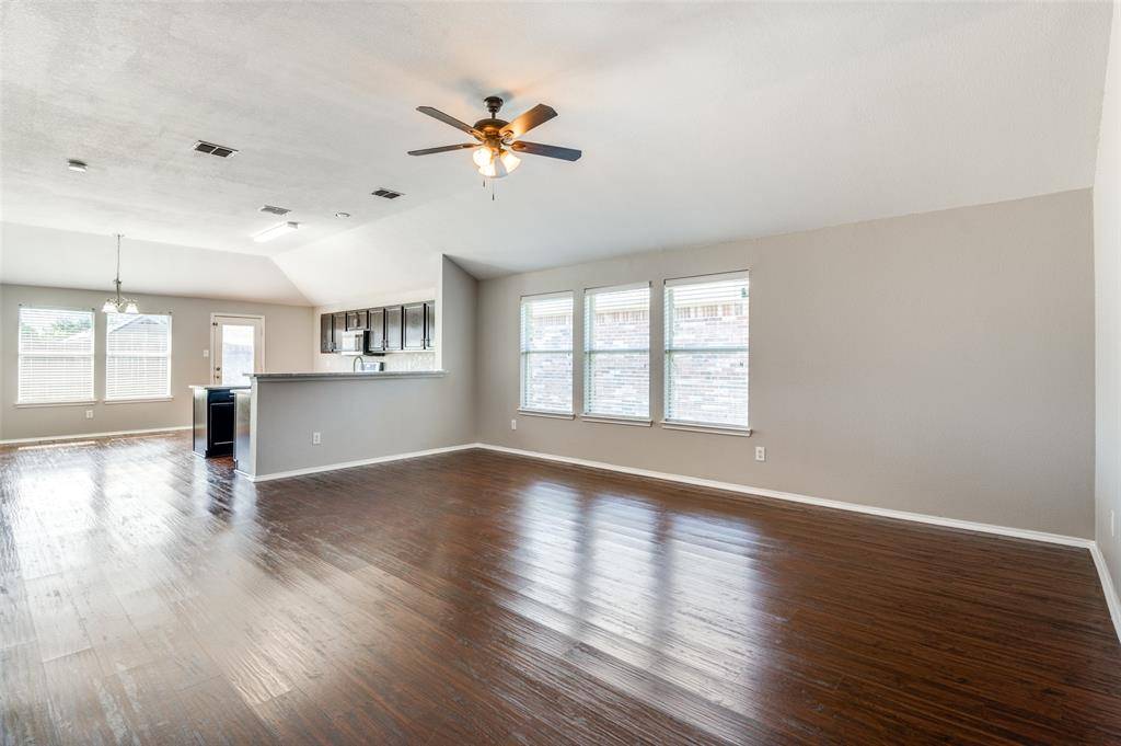 Waxahachie, TX 75165,220 Stampede Street