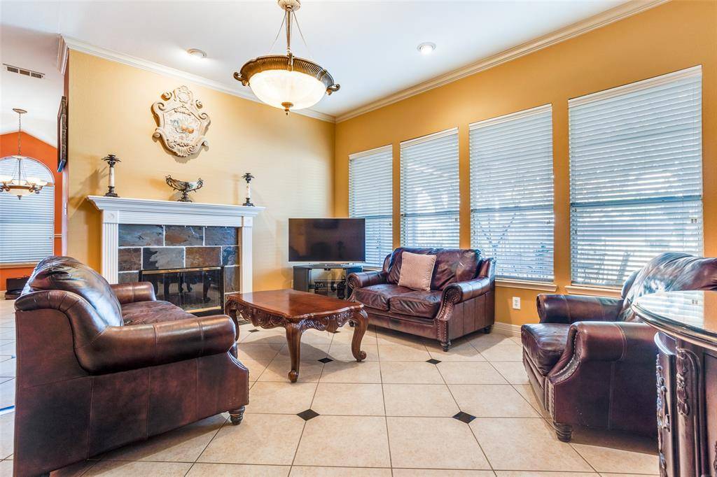 Garland, TX 75040,1805 Pecan View Drive