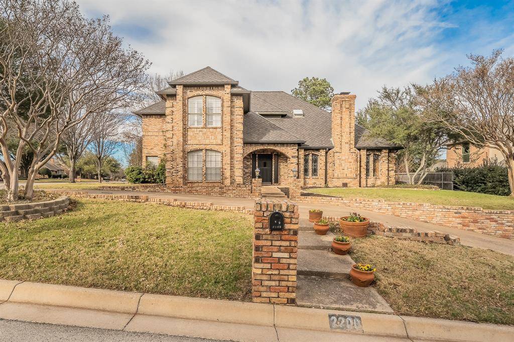 Colleyville, TX 76034,2200 Woodstock Drive