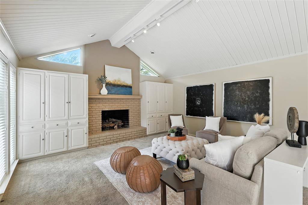 Dallas, TX 75248,6003 Spring Flower Trail