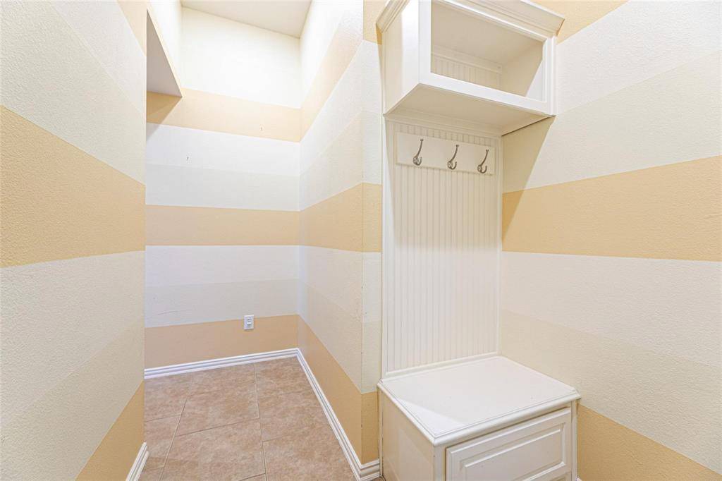 Mckinney, TX 75071,6305 Canyon Crest Drive