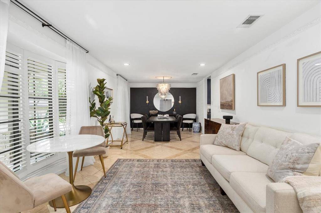 Arlington, TX 76017,4915 Cross Creek Court